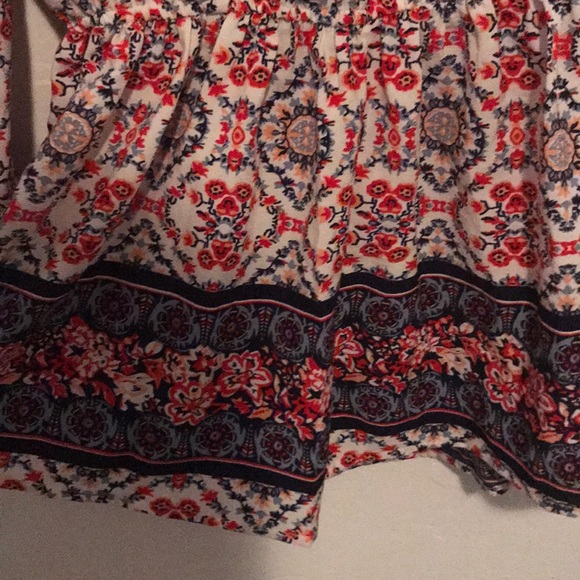 Romper - Picture 2 of 4